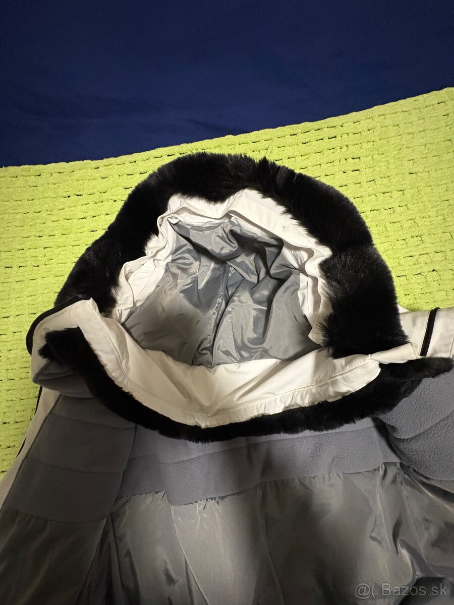 Zimná lyžiarska bunda značky Wedze