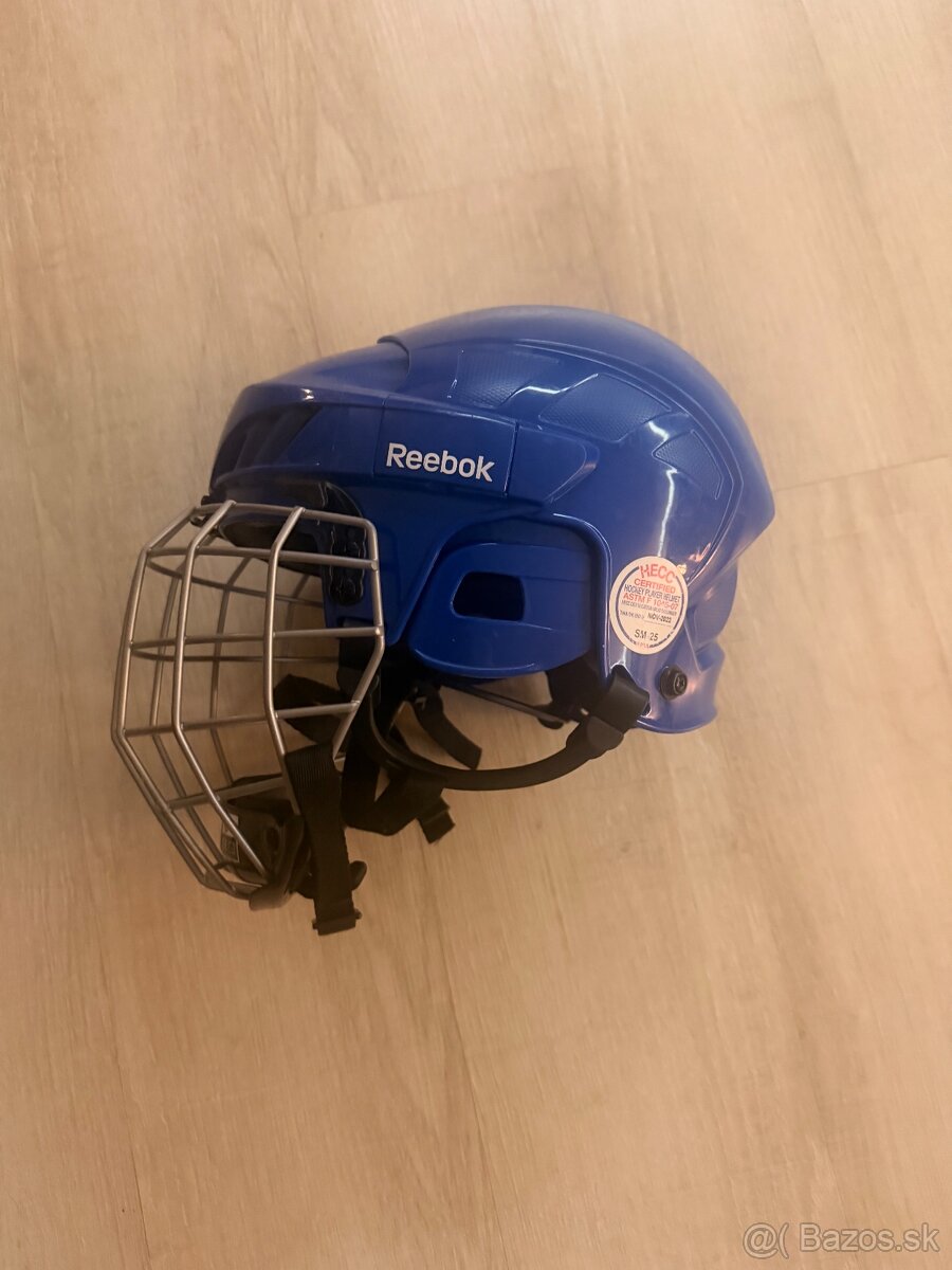 Detská hokejová prilba