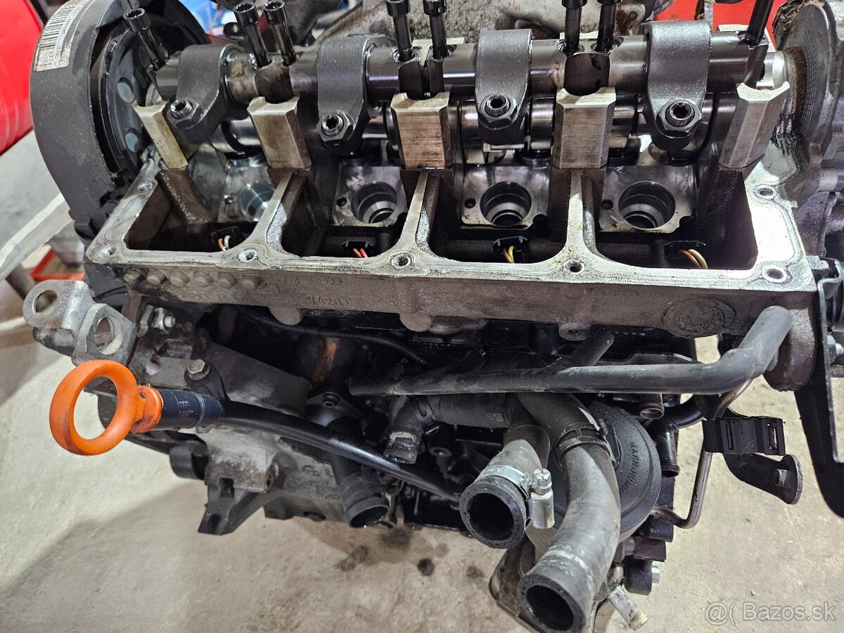 Rozpredám motor VW 1.9tdi BLS