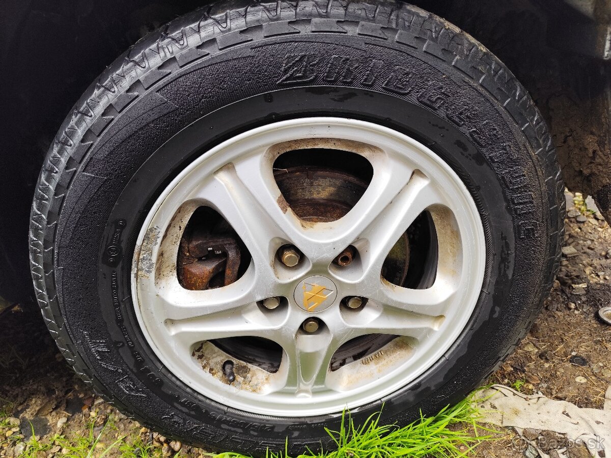 Hlinikove disky 215/65R16