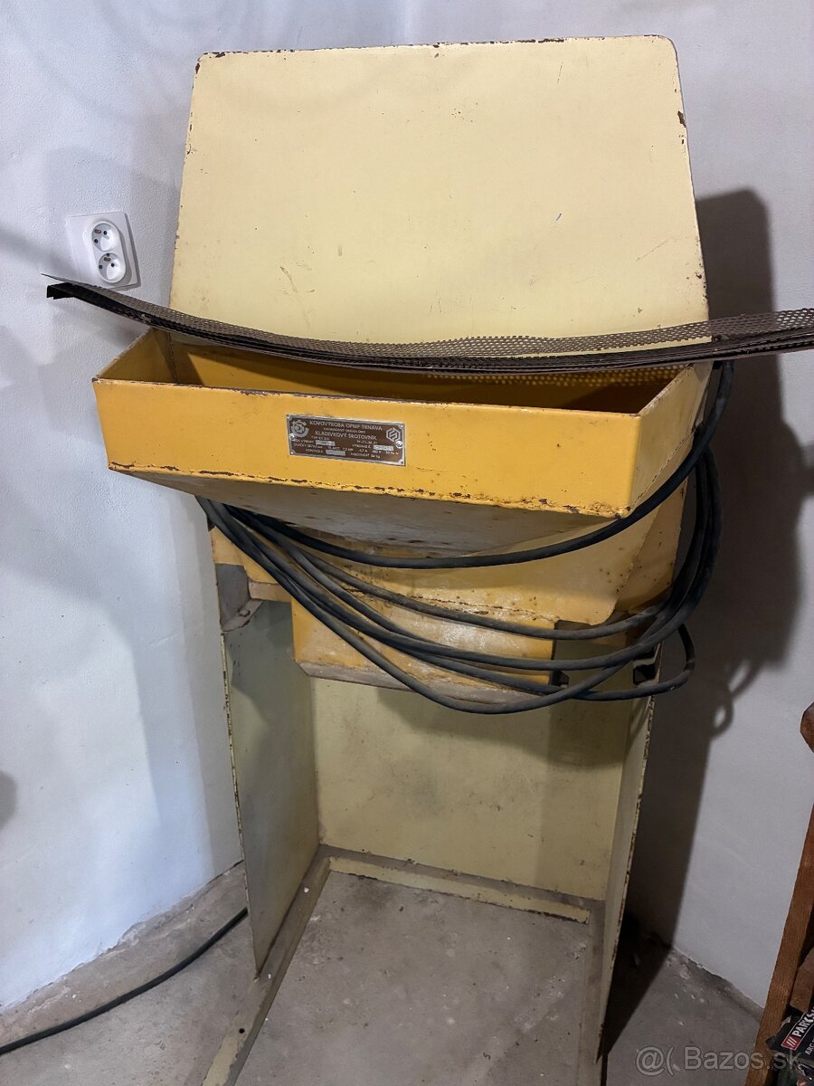 Kladivkový šrotovník