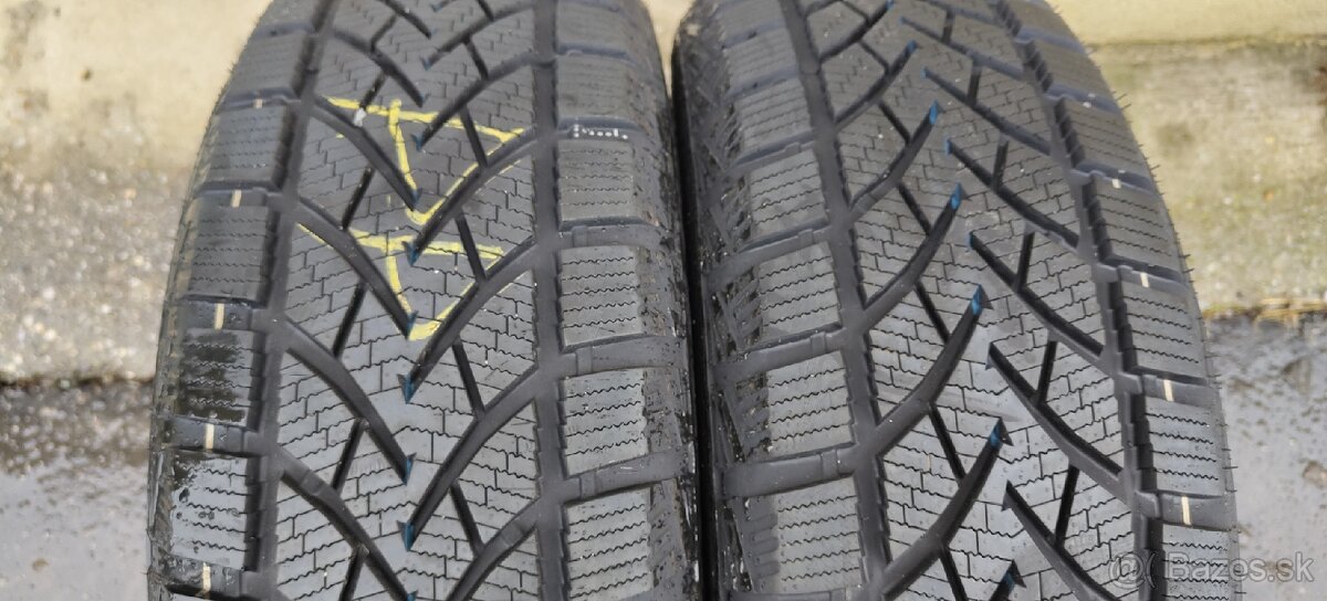 Zimné Windforce Snow Blazer 215/60/16 95H