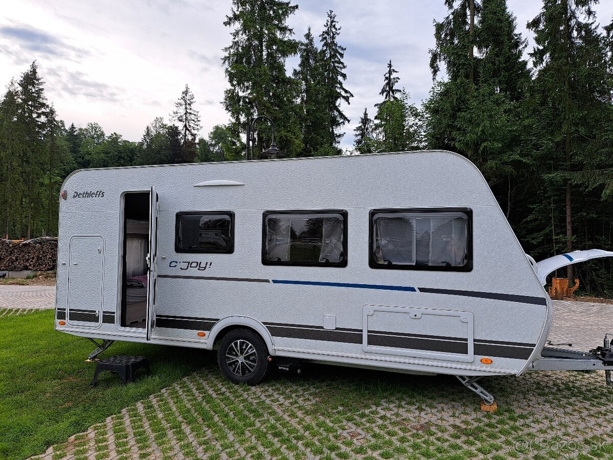 Prenájom obytný príves karavan