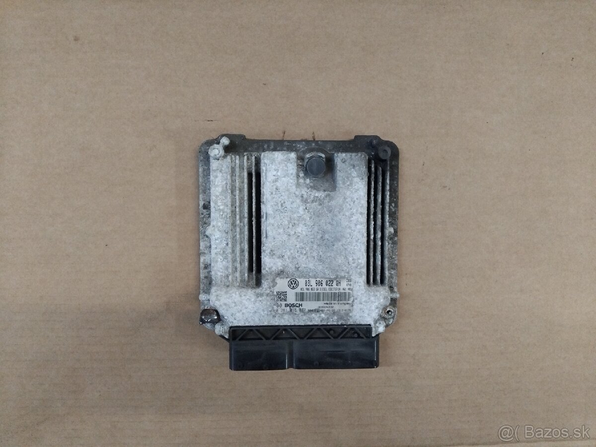riadiaca jednotka motora 03L906022QH