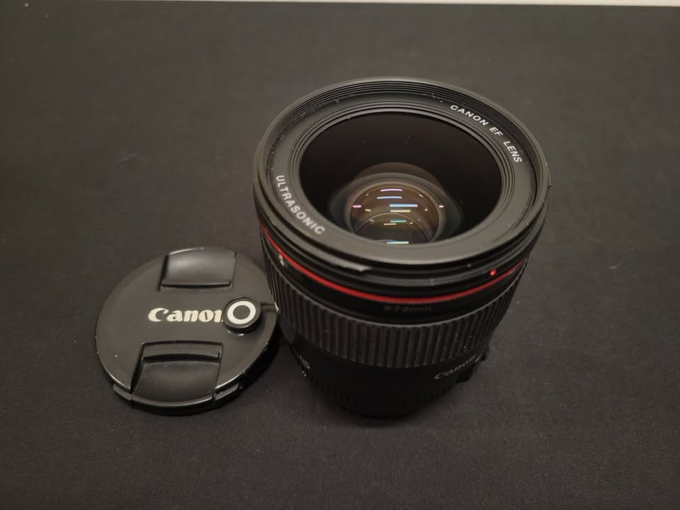 Canon EF 35mm f/1.4L USM