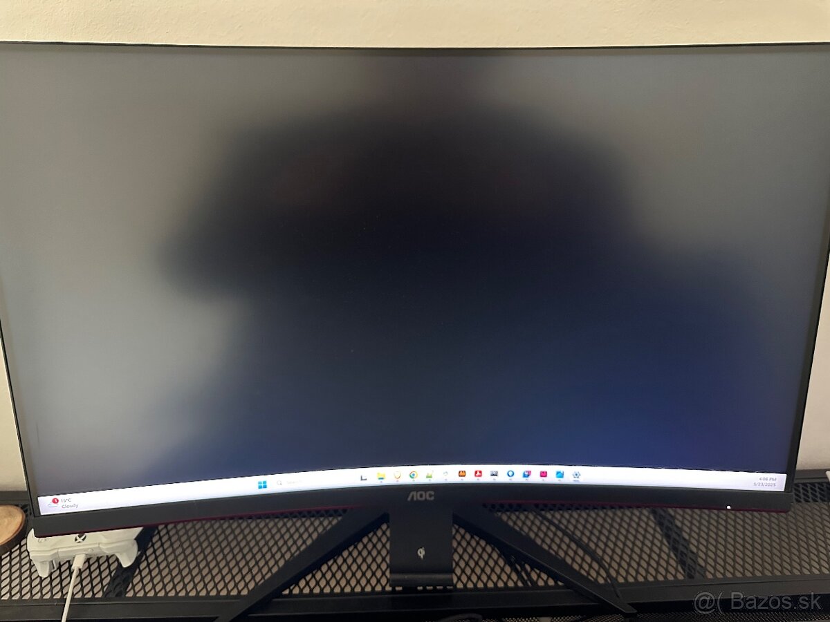 Herný Monitor // 32" AOC C32G2ZE/BK Gaming