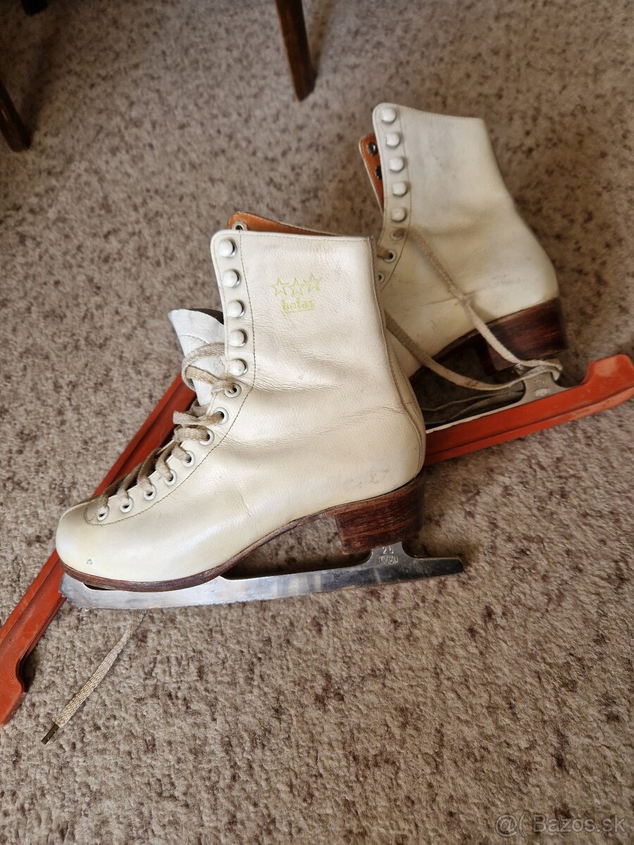 Vintage Botas korcule na lad (dekoracia)