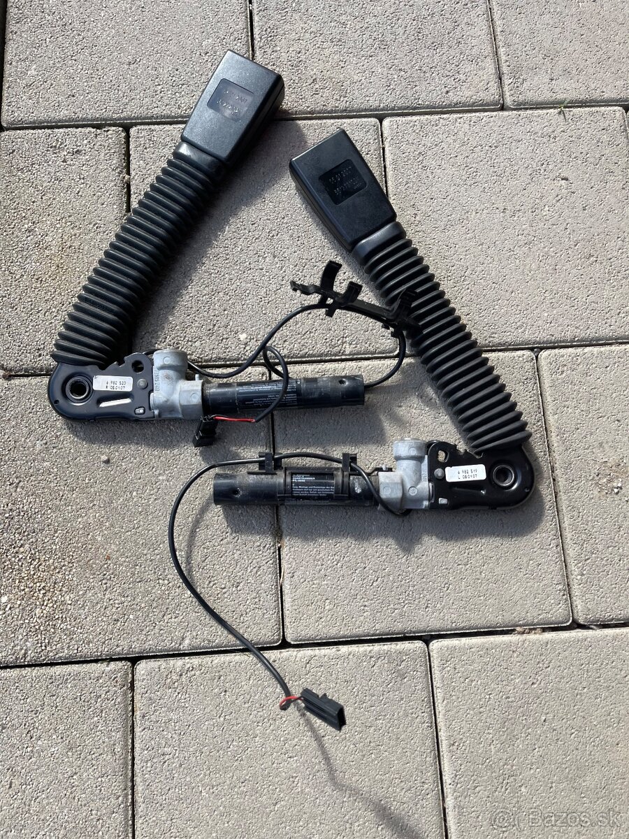 Predpínač pásu bmw e60/61