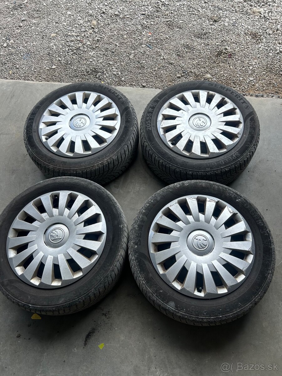 Zimna sada plechove disky puklice 5x112 r16