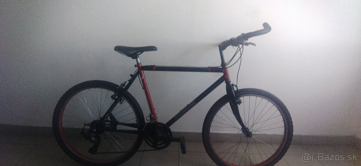 Predám horsky bicykel 26" kolesa. a Servisovany. Inzerát je