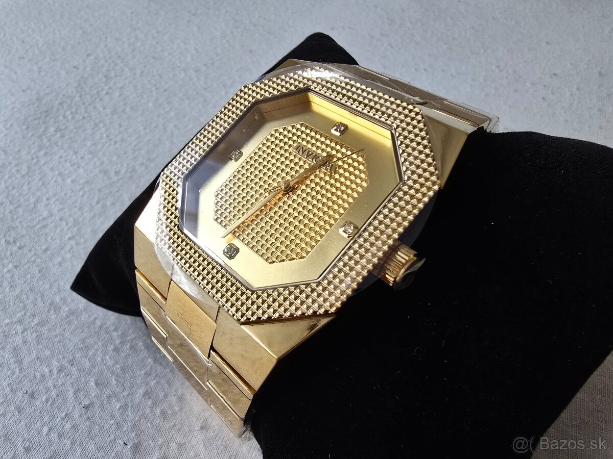 Invicta Cuadro Gold