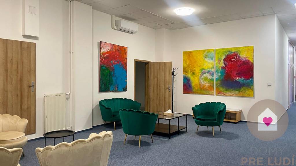 Kancelárie v LUXOR od rozlohy 20 m2 po 105 m2, BA I. ,Štúrov