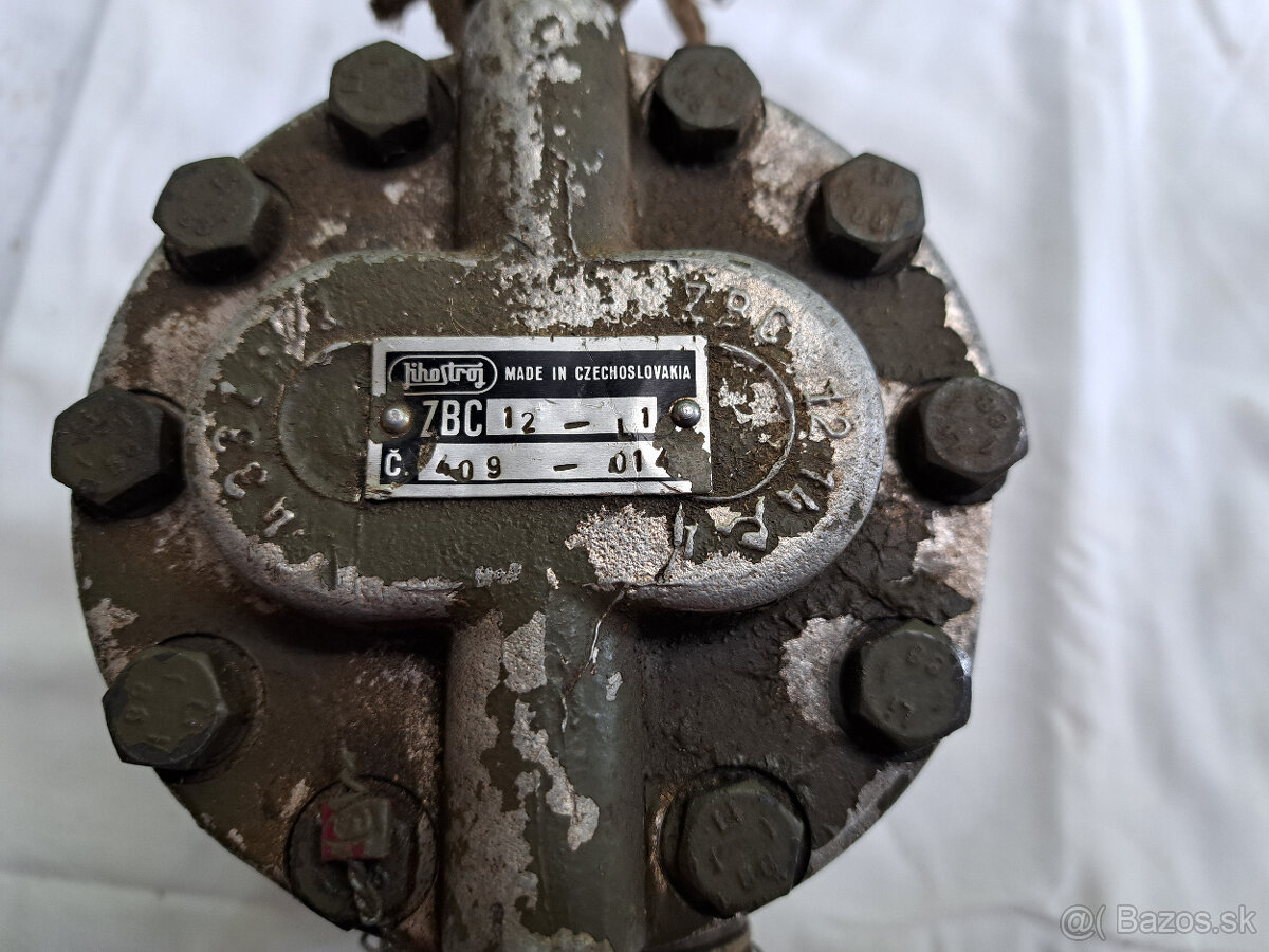 Servocerpadla riadenia