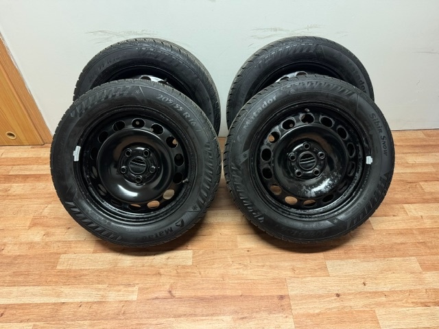 ⬇️205/55 R16 Zimné ⬇️