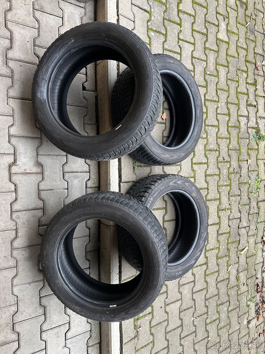 Nokian 215/55 R17 98H zimné
