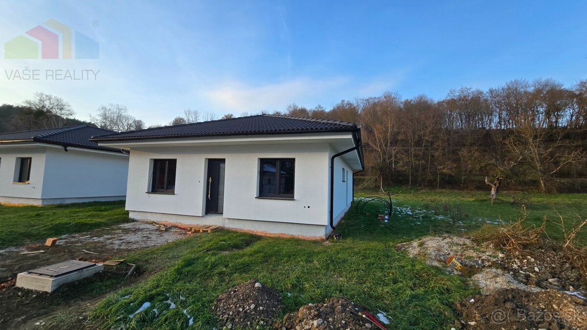 SKVELÁ CENA NOVOSTAVBA 100 M2 BUNGALOV 4+1 TYP 1 S POTOKO