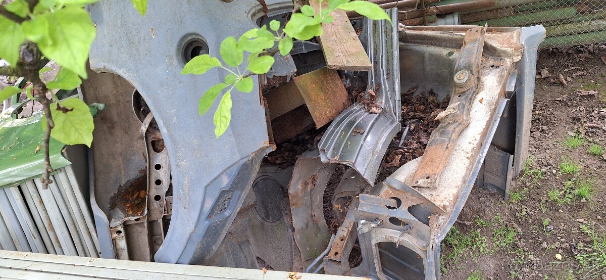 Karoséria škoda 120