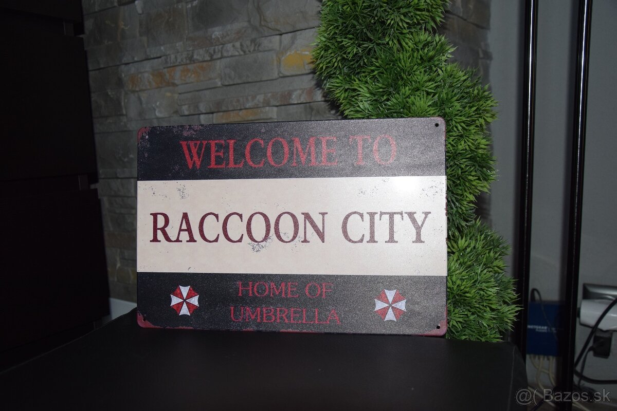 Resident Evil plechova tabula 30x20cm