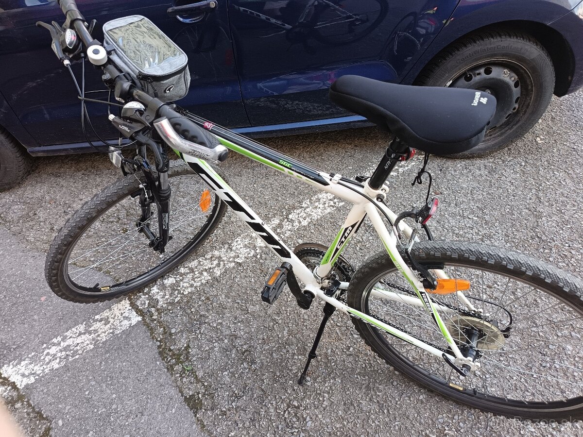 Predám horský bicykel 26 kolesá značka CTM plne funkčný.