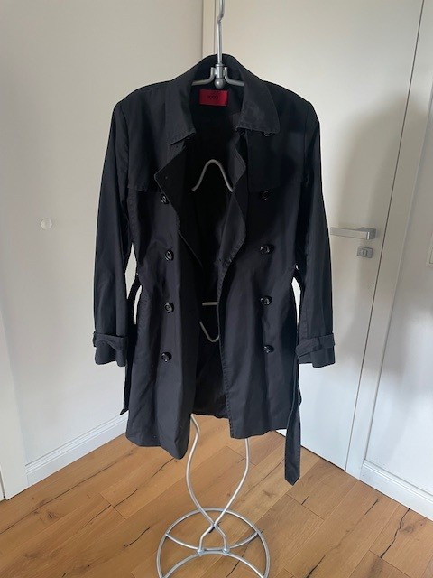 Kabat (balonak) Hugo Boss/velkost 36