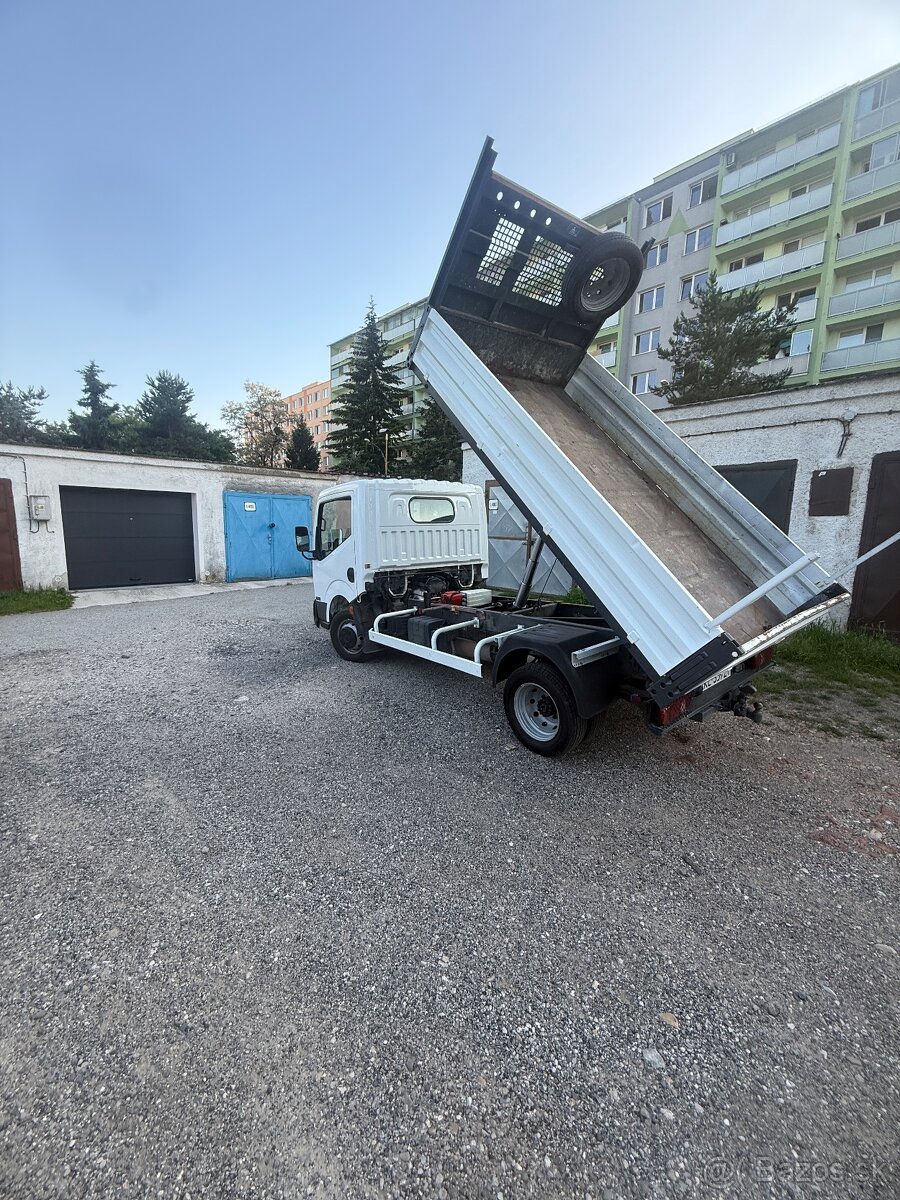 Nissan cabstar