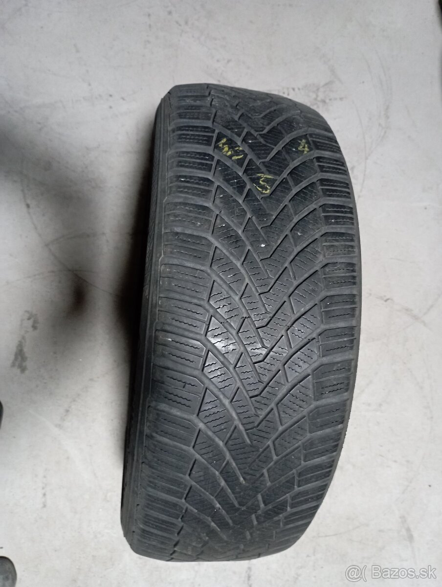 1ks zimná 205/55R16 Continental TS850