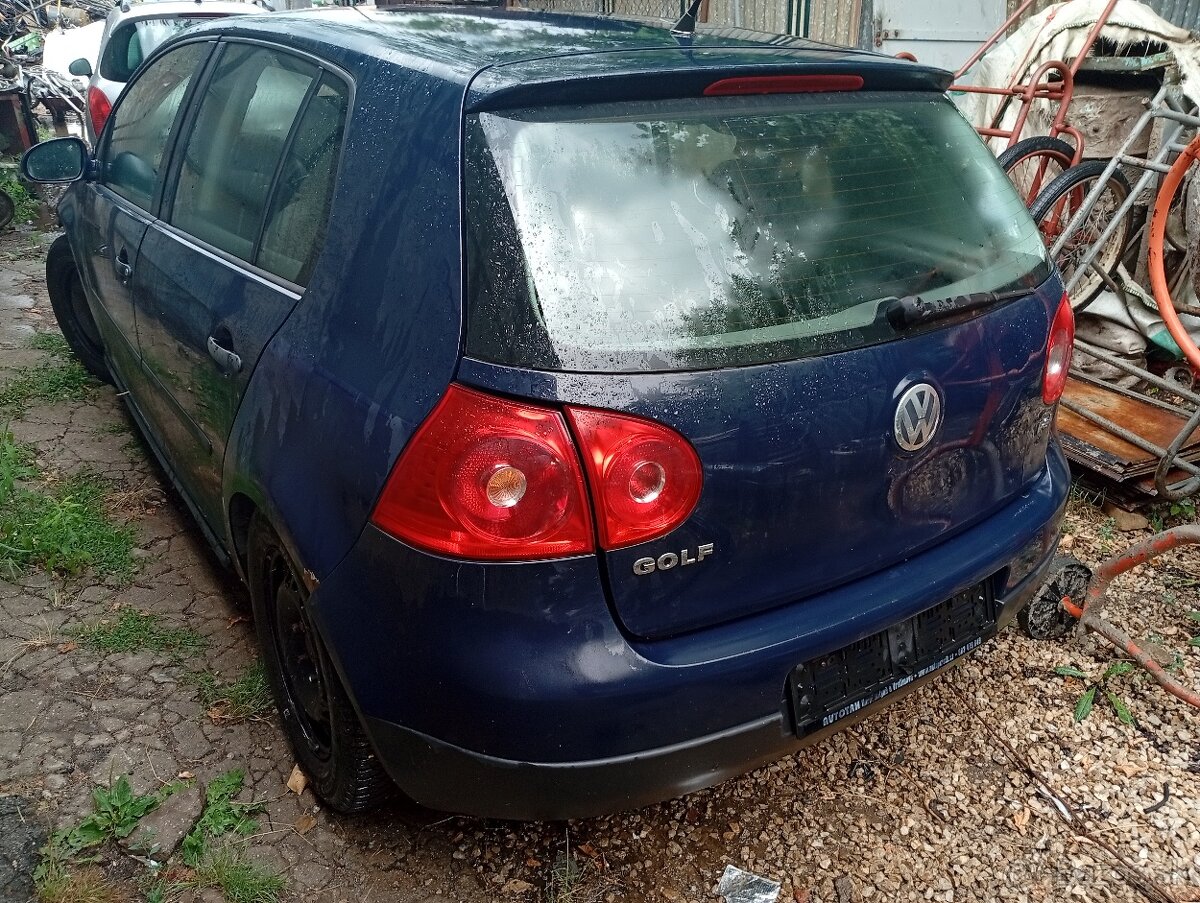 Volkswagen golf 5