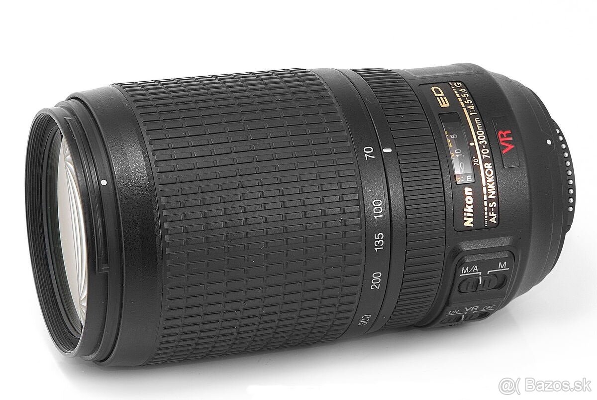 Nikon AF-S Nikkor 70-300mm f/4,5-5,6 G ED VR - NOVÝ