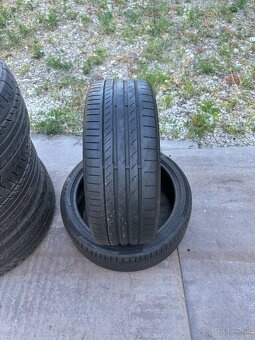 215/40 R18