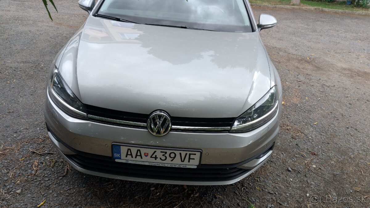 Predám Volkswagen Golf 7 1.0 TSI rv.2017 105xxxkm strieborný