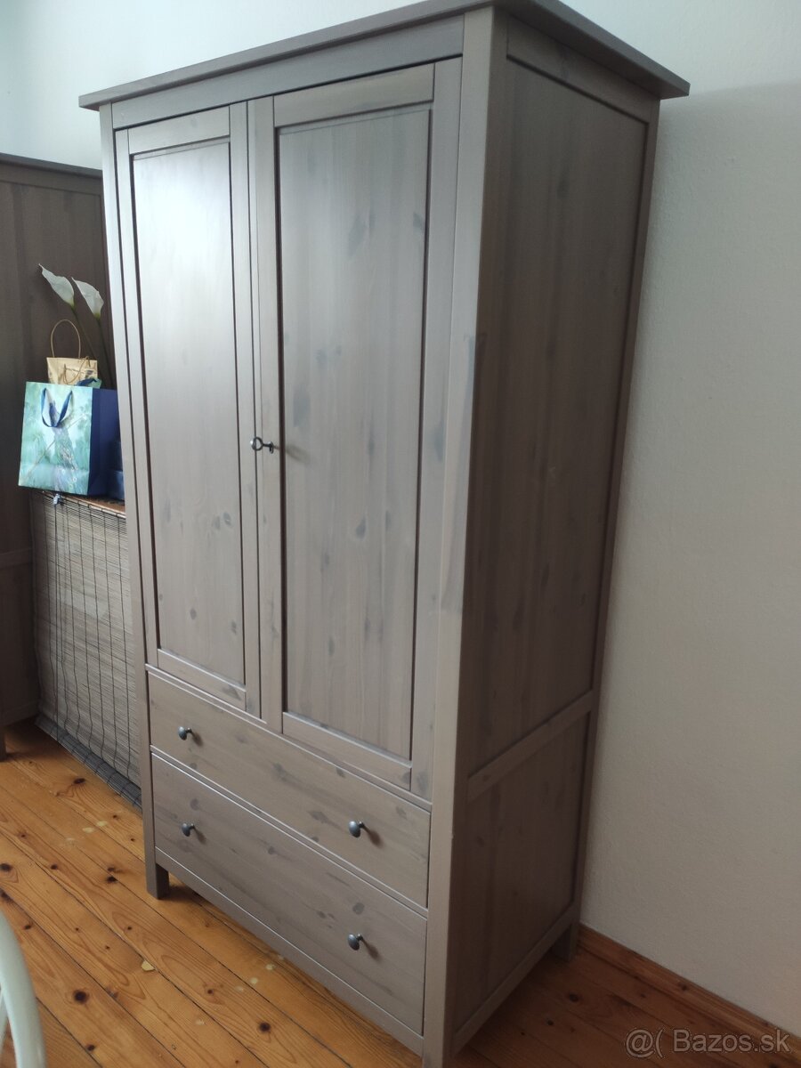 Skriňa Ikea Hemnes