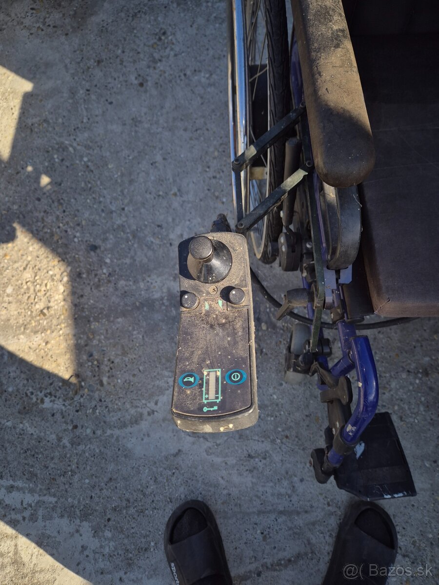 Predám elektrický vozík raduje baterka