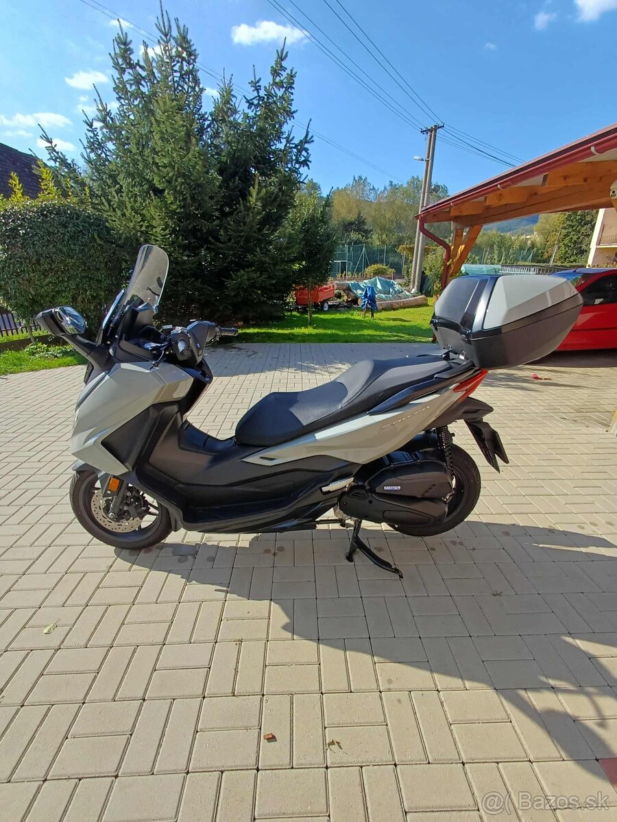 Predám maxi skúter HONDA FORZA 125