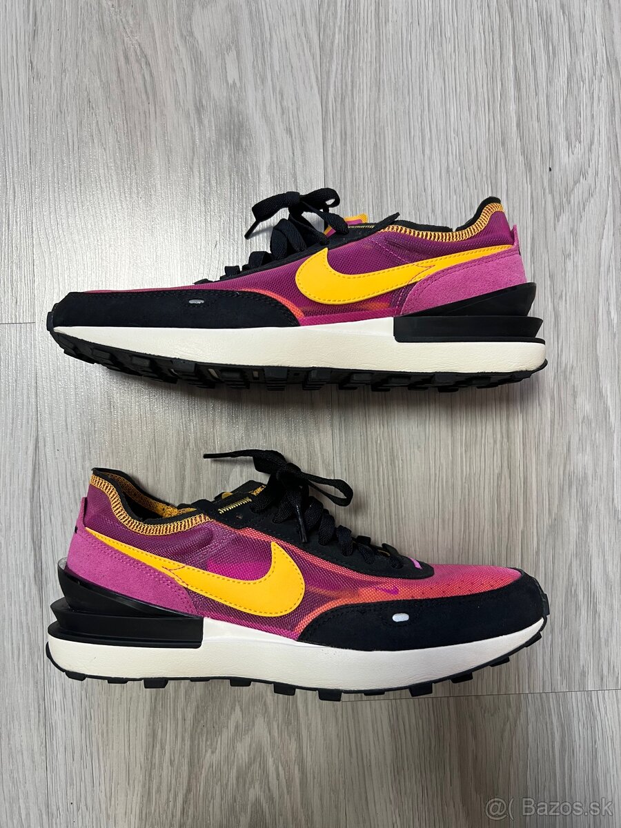 farebné tenisky Nike Waffle One
