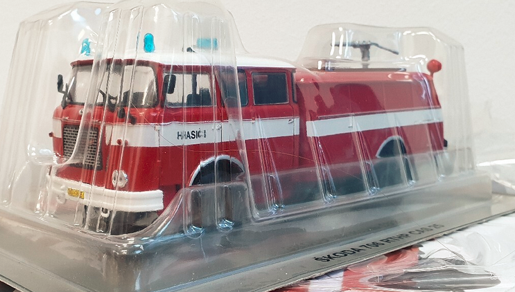 Škoda Liaz 706 RTHP CAS 25 + časopis 1:43