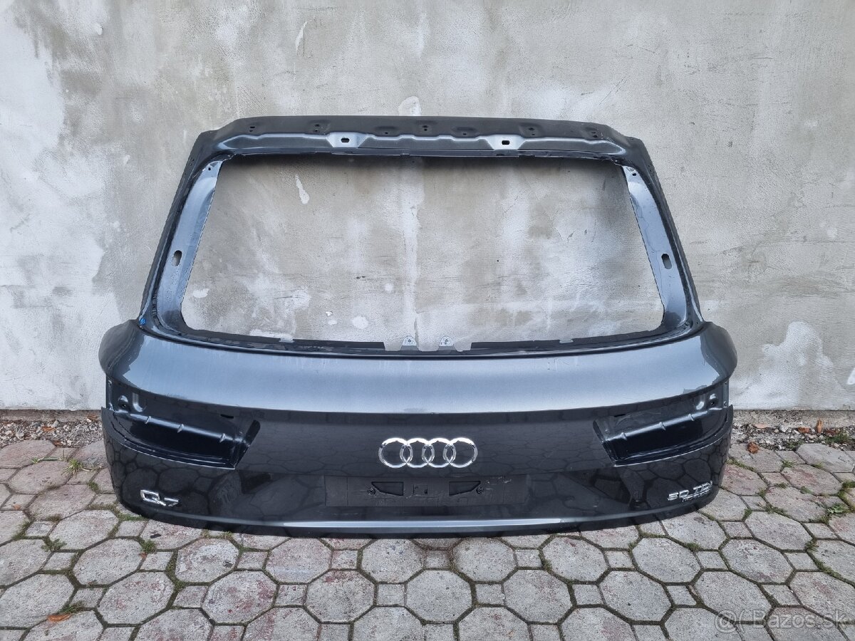 Audi Q7 kufrove dvere