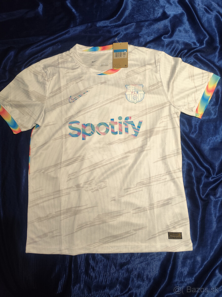 Dres Fc Barcelona Biely Farebný Unikátny Zberateľský Nový