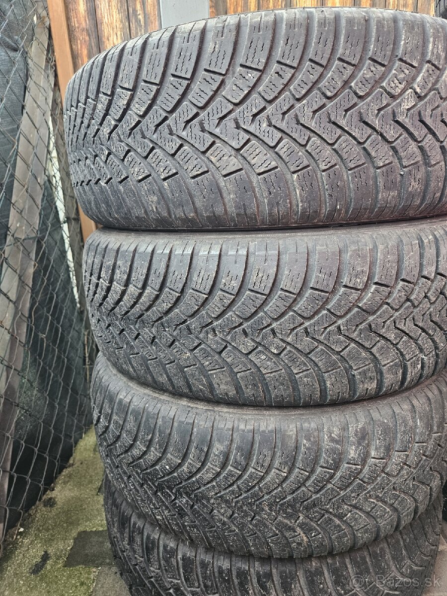 Zimné pneumatiky 225/60 R17 Falken
