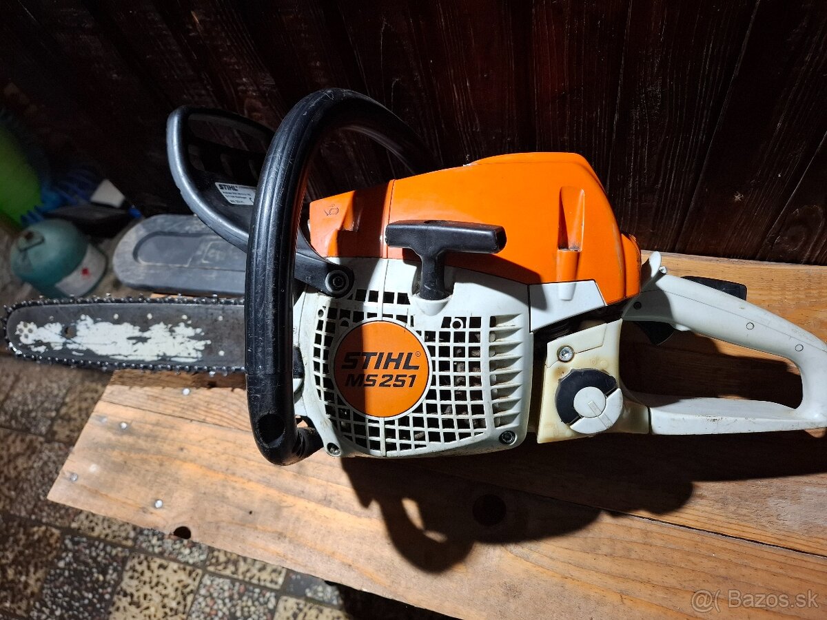Benzínová, reťazová píla stihl ms251c