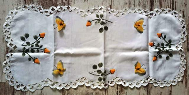 Retro vyšívané obrusy