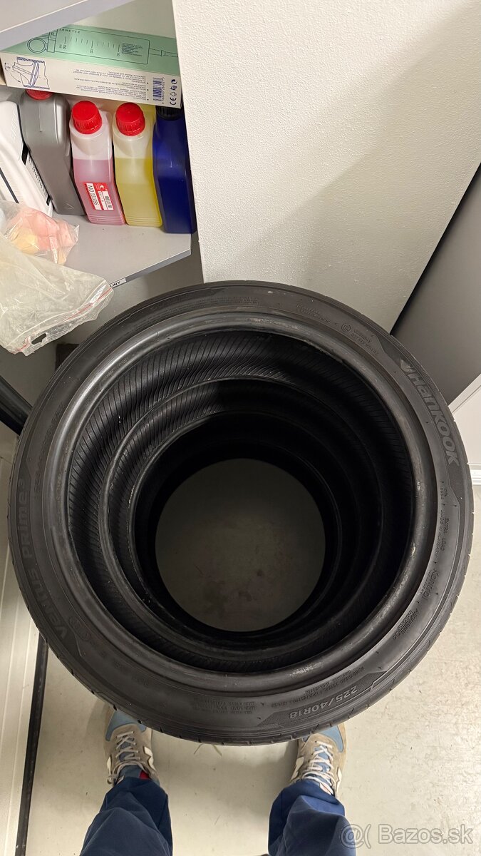 Pneu 225/40/R18 Hankook