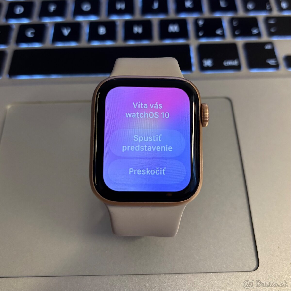 Predam dámske Apple Watch 3, béžové