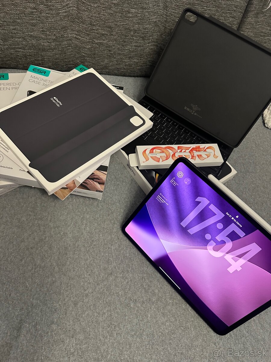iPad Pro 13 M4 - 100% batéria, bohaté príslušenstvo