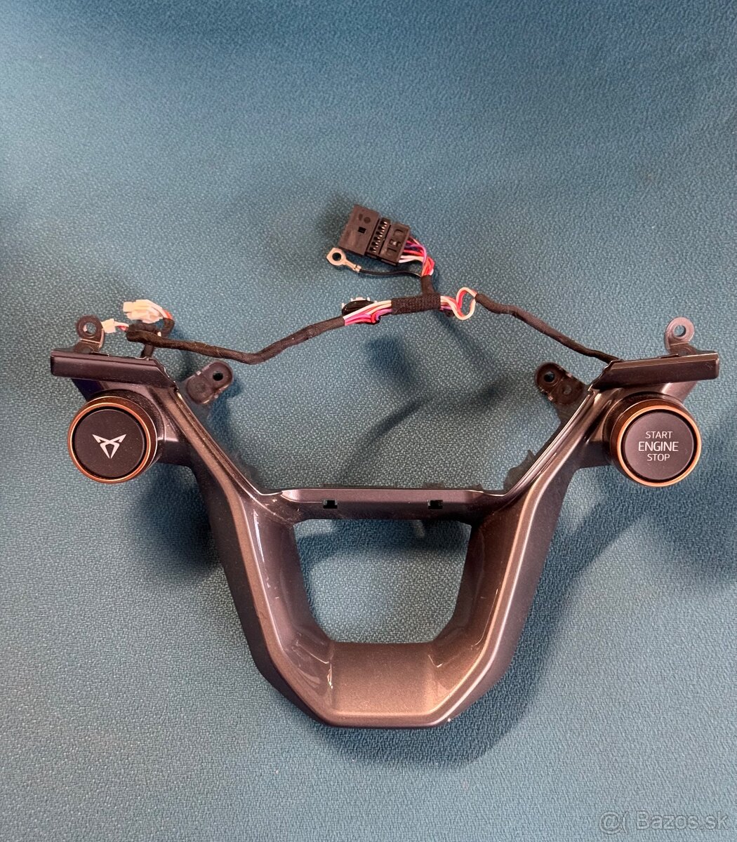 Tlacidla Mode Select a Start pre volant CUPRA