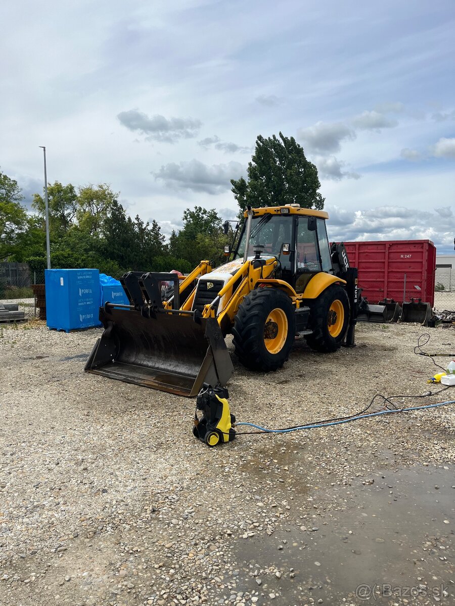 JCB 4CX