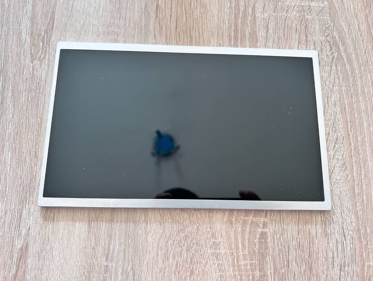 Predám obrazovku do notebooku 10,1" LED 40pin displej////