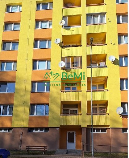 3 izb.byt v Lipanoch na skvelom 2.poschodí s balkónom