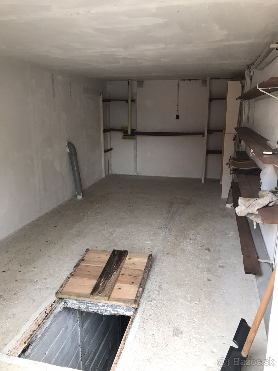 Ponúkam prenájom garaze Mier SNV