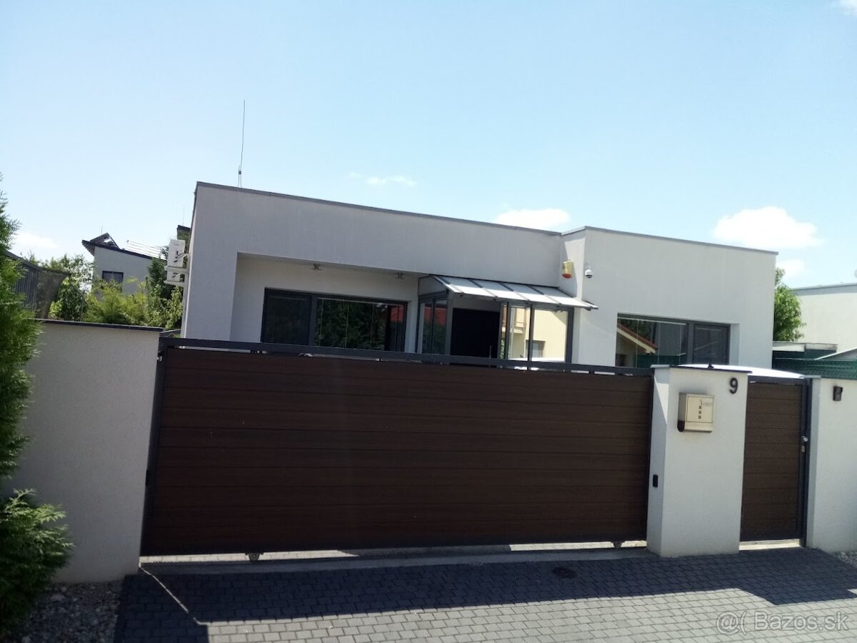 4-izb. RD Senec, 4x klíma, bazén, dobrá lokalita