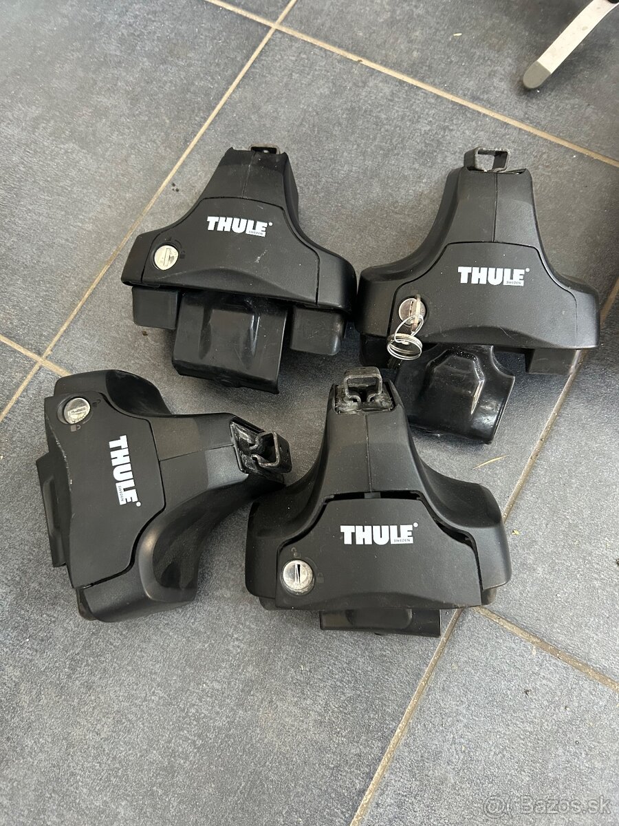Adaptéry Thule Passat b7 sedan